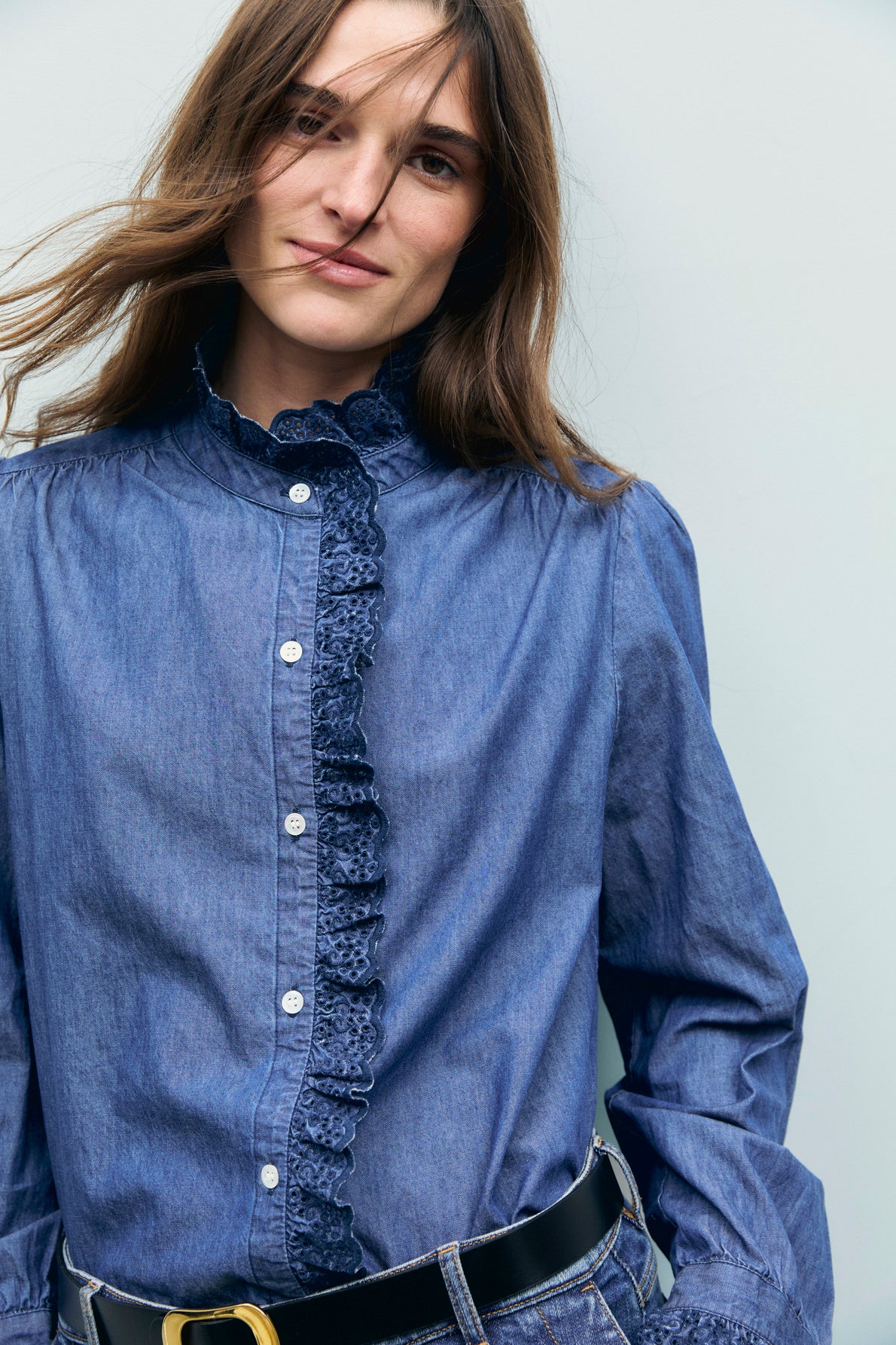 Chemise à volants brodés en denim - LOUPY - 1