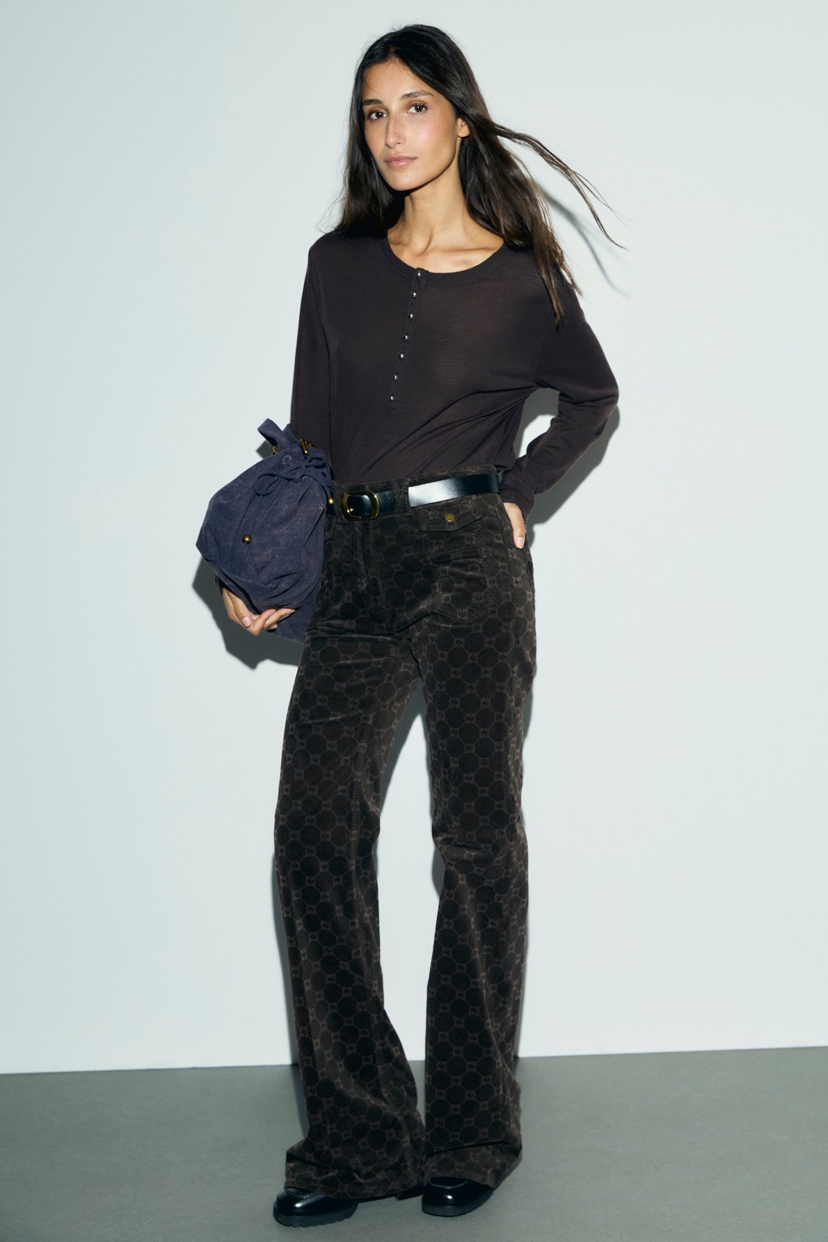 Pantalon flare en velours à monogramme - ANNA - 1